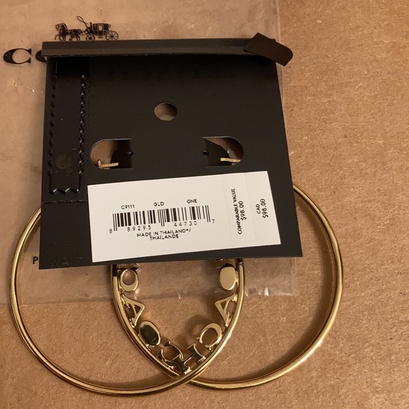 Coach Jennifer Lopez Medium Hoop Earrings NWT - Picture 7 of 7